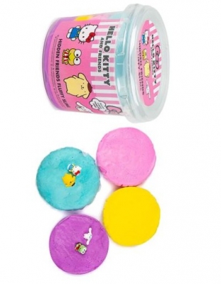 Hello Kitty Hidden Friends Foam Bucket