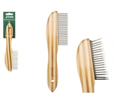 CRUFTS BAMBOO GROOMING COMB ON TIE ON CARD.