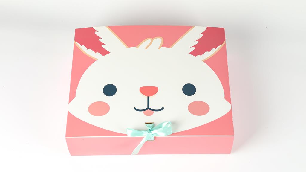 Easter Rabbit Gift Box 31 x 24.5 x 8cm - Click Image to Close