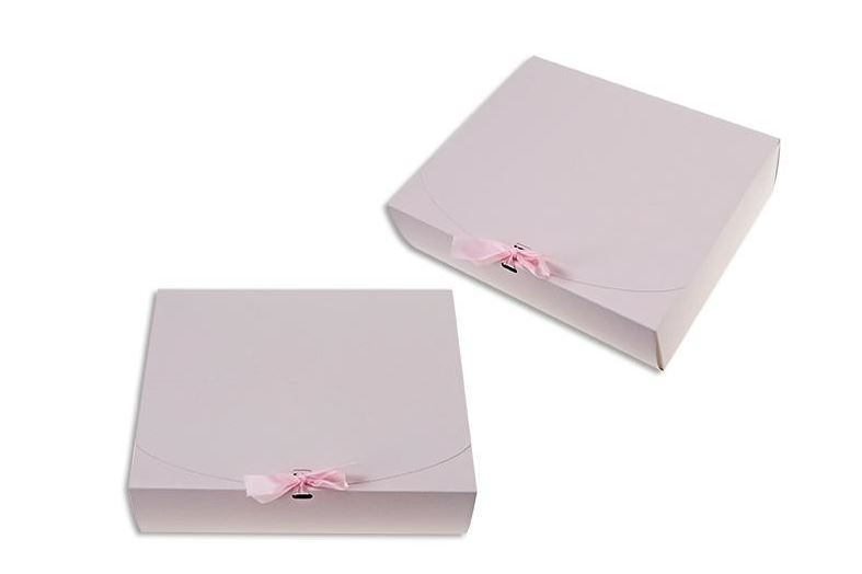 Pink Gift Box 31cm x 25cm x 8cm With Ribbon - Click Image to Close